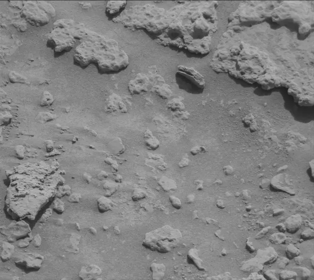 Sol 3677: Mast Camera (Mastcam)