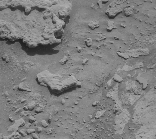 Sol 3677: Mast Camera (Mastcam)