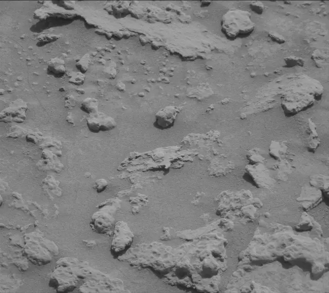 Sol 3677: Mast Camera (Mastcam)