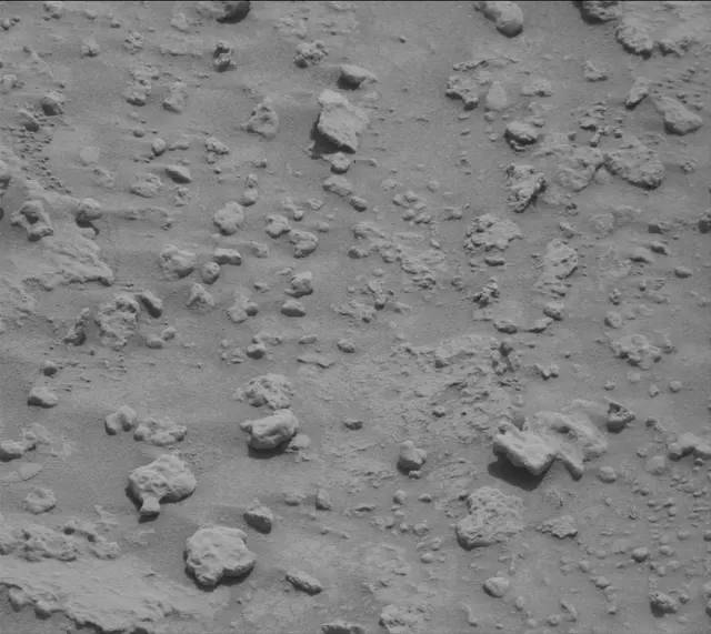 Sol 3677: Mast Camera (Mastcam)