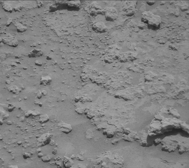 Sol 3677: Mast Camera (Mastcam)