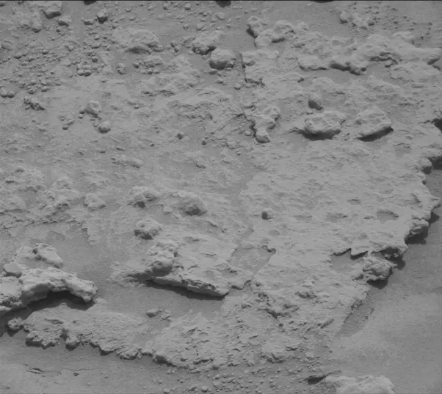 Sol 3677: Mast Camera (Mastcam)