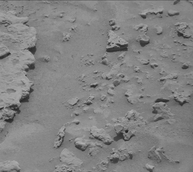 Sol 3677: Mast Camera (Mastcam)