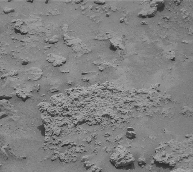 Sol 3677: Mast Camera (Mastcam)