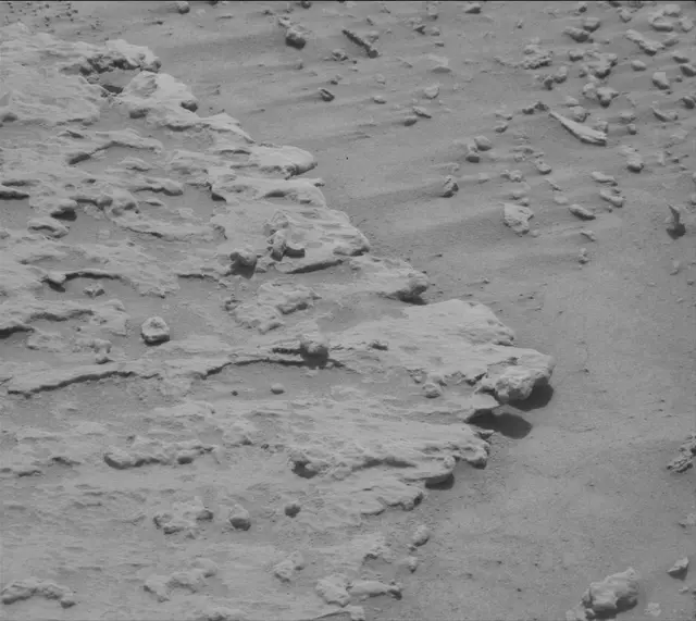 Sol 3677: Mast Camera (Mastcam)