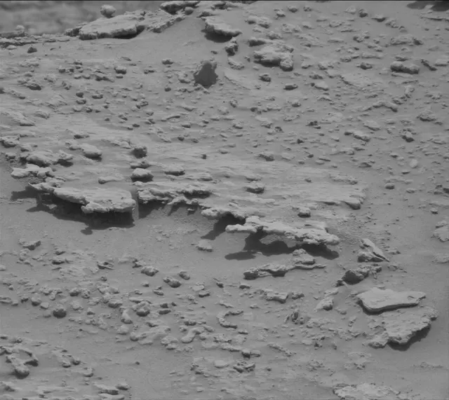 Sol 3677: Mast Camera (Mastcam)