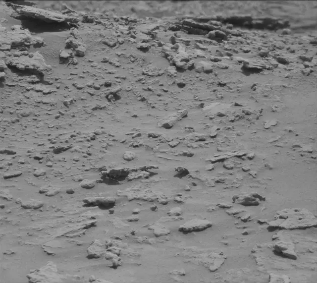 Sol 3677: Mast Camera (Mastcam)