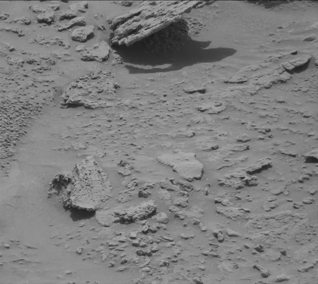 Sol 3677: Mast Camera (Mastcam)