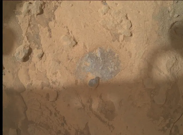 Sol 3677: Mars Hand Lens Imager (MAHLI)