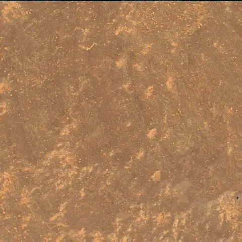 Sol 3677: Mars Hand Lens Imager (MAHLI)