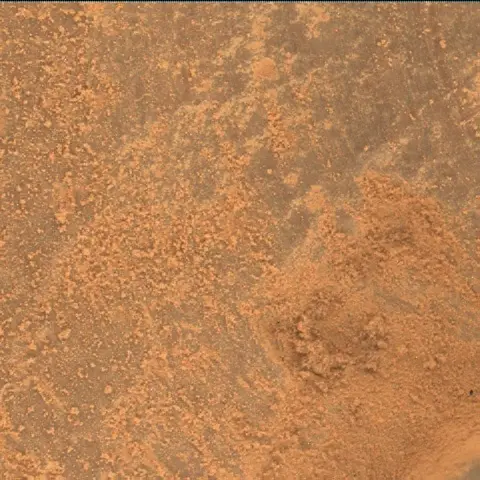 Sol 3677: Mars Hand Lens Imager (MAHLI)