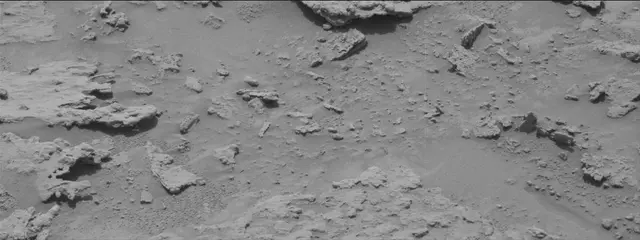 Sol 3678: Mast Camera (Mastcam)