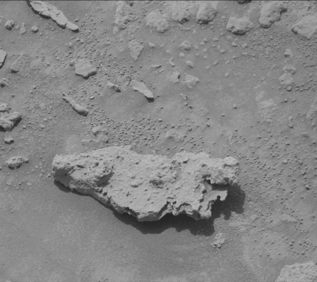 Sol 3678: Mast Camera (Mastcam)