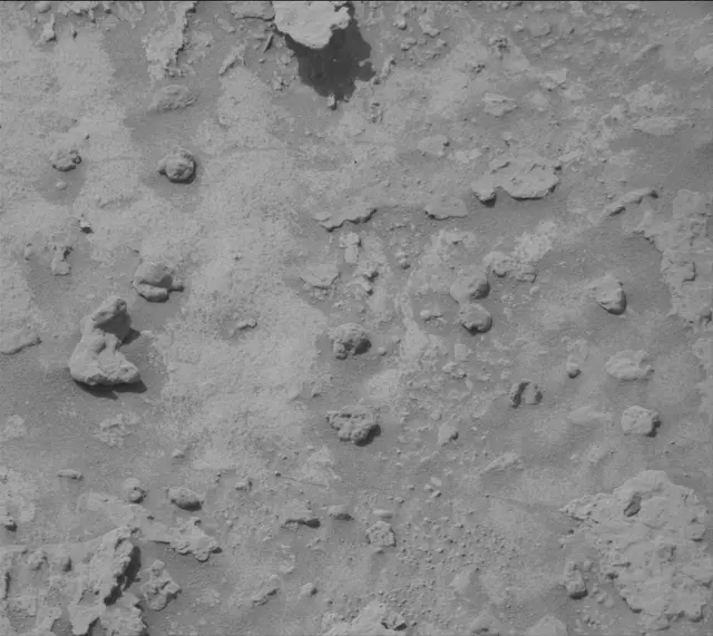 Sol 3678: Mast Camera (Mastcam)