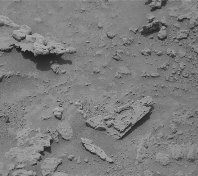 Sol 3678: Mast Camera (Mastcam)