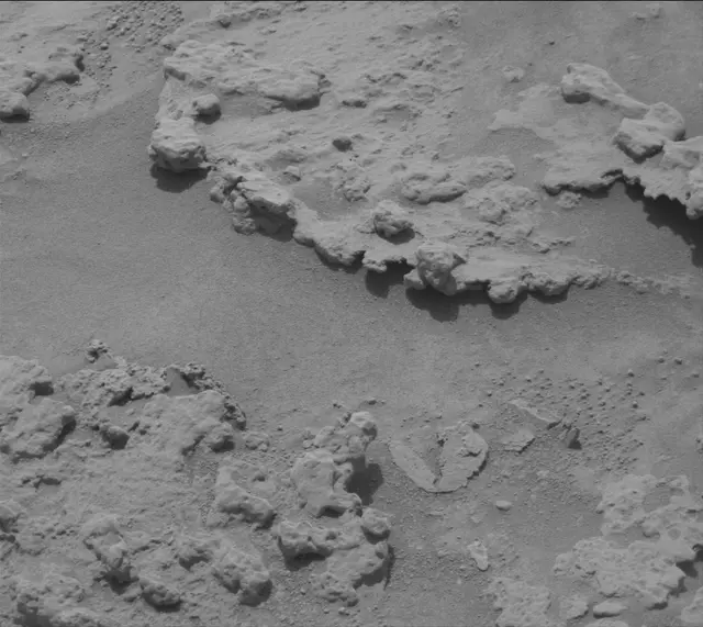Sol 3678: Mast Camera (Mastcam)