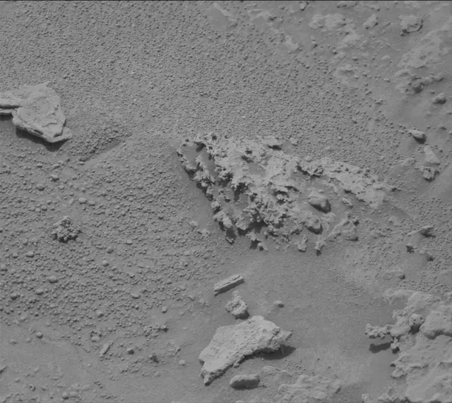 Sol 3678: Mast Camera (Mastcam)