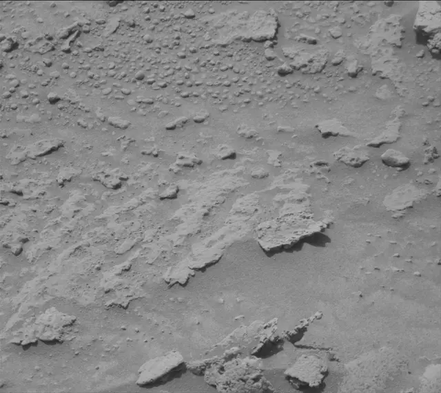 Sol 3678: Mast Camera (Mastcam)