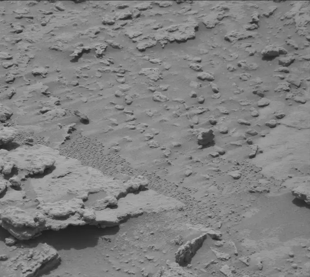 Sol 3678: Mast Camera (Mastcam)