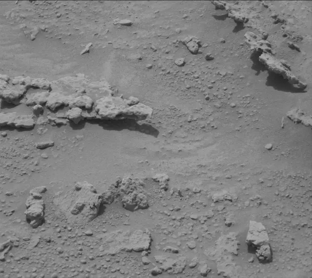 Sol 3678: Mast Camera (Mastcam)
