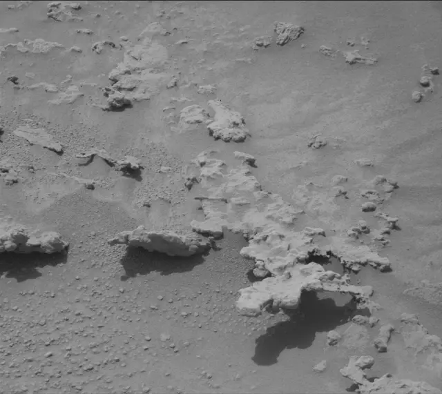 Sol 3678: Mast Camera (Mastcam)