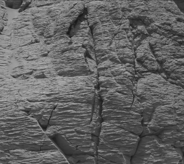 Sol 3678: Mast Camera (Mastcam)