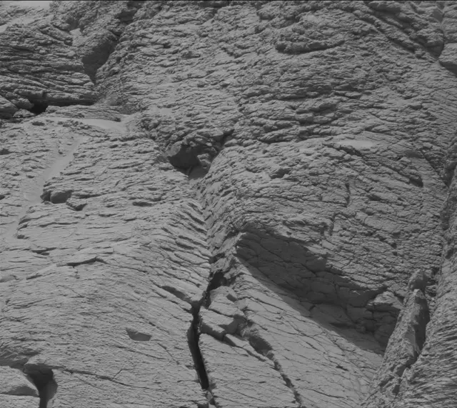 Sol 3678: Mast Camera (Mastcam)