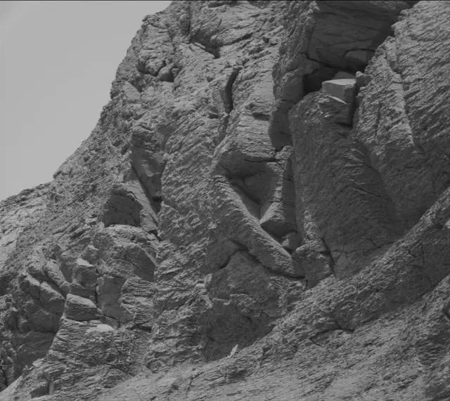 Sol 3678: Mast Camera (Mastcam)
