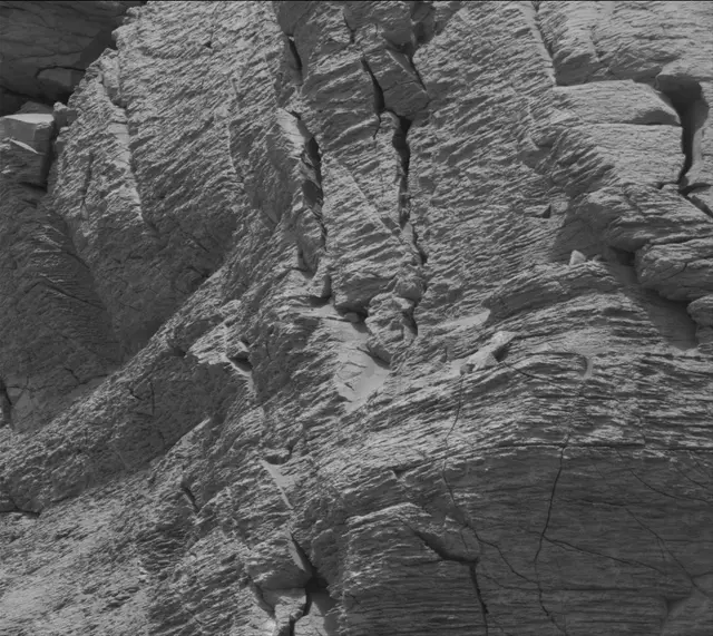 Sol 3678: Mast Camera (Mastcam)