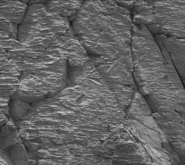 Sol 3678: Mast Camera (Mastcam)