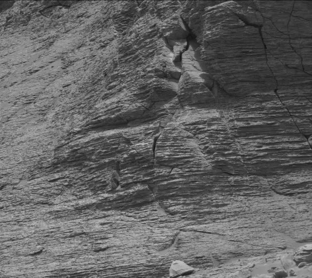 Sol 3678: Mast Camera (Mastcam)