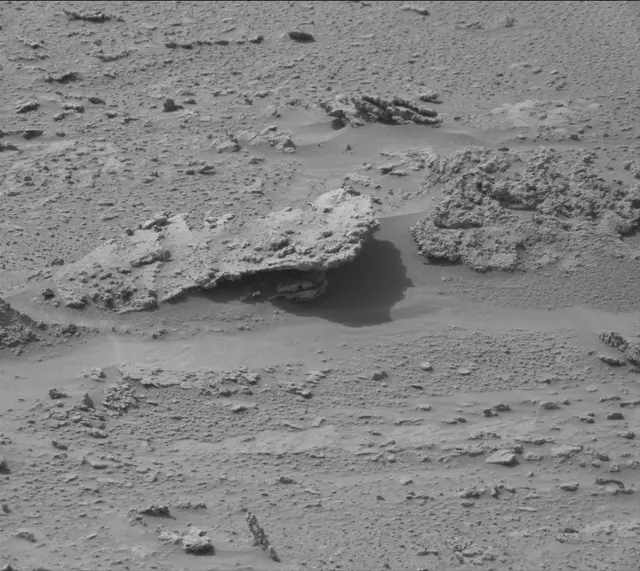 Sol 3679: Mast Camera (Mastcam)