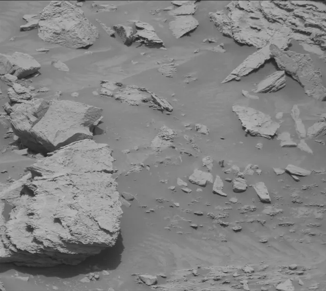 Sol 3680: Mast Camera (Mastcam)