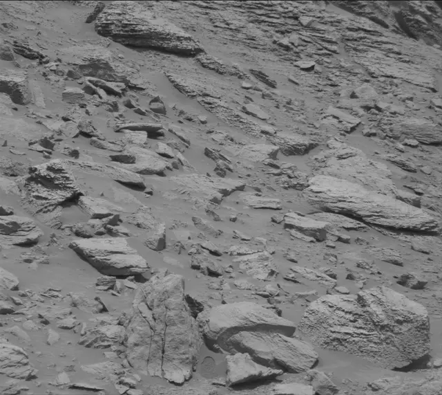 Sol 3680: Mast Camera (Mastcam)