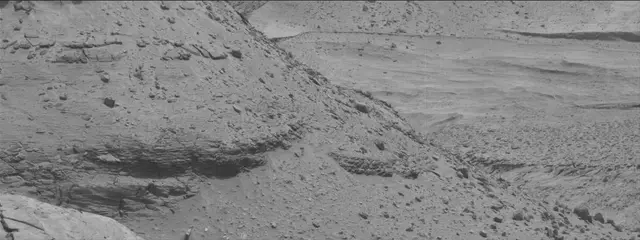 Sol 3681: Mast Camera (Mastcam)