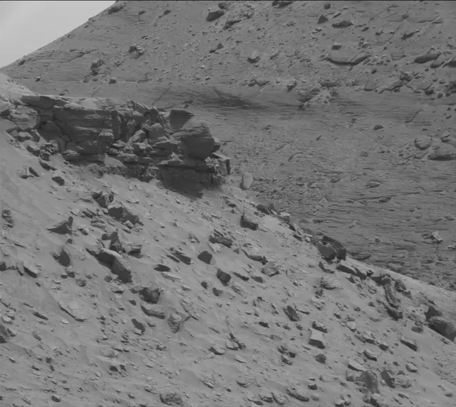Sol 3681: Mast Camera (Mastcam)