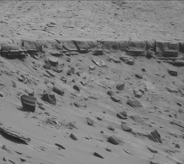 Sol 3681: Mast Camera (Mastcam)