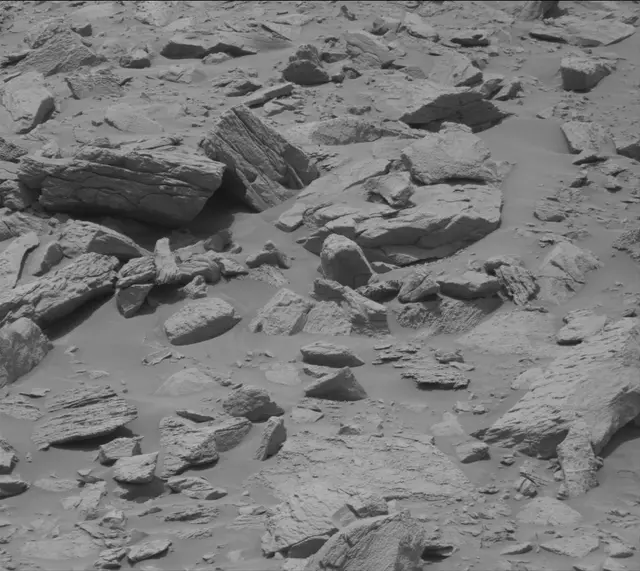 Sol 3681: Mast Camera (Mastcam)