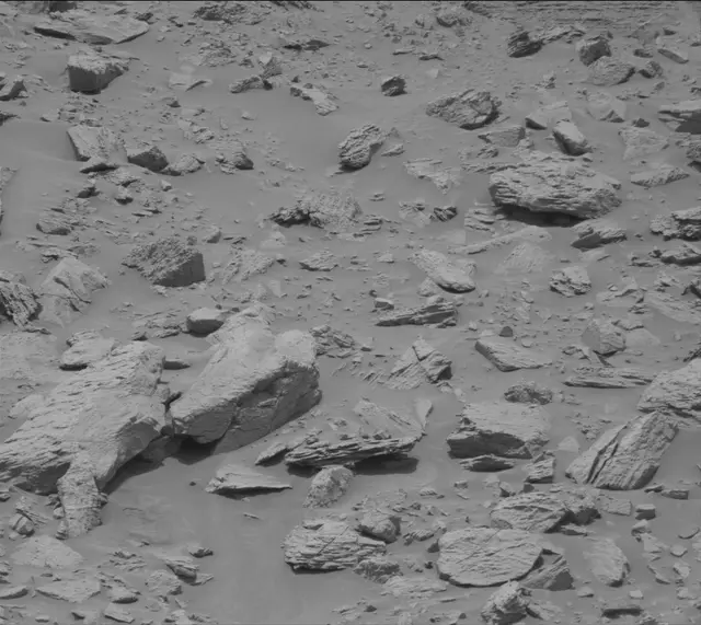 Sol 3681: Mast Camera (Mastcam)