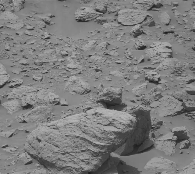 Sol 3681: Mast Camera (Mastcam)