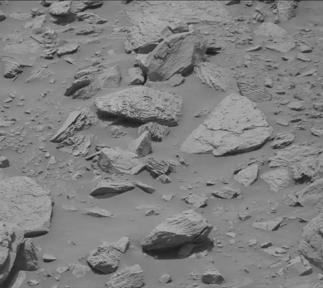 Sol 3681: Mast Camera (Mastcam)