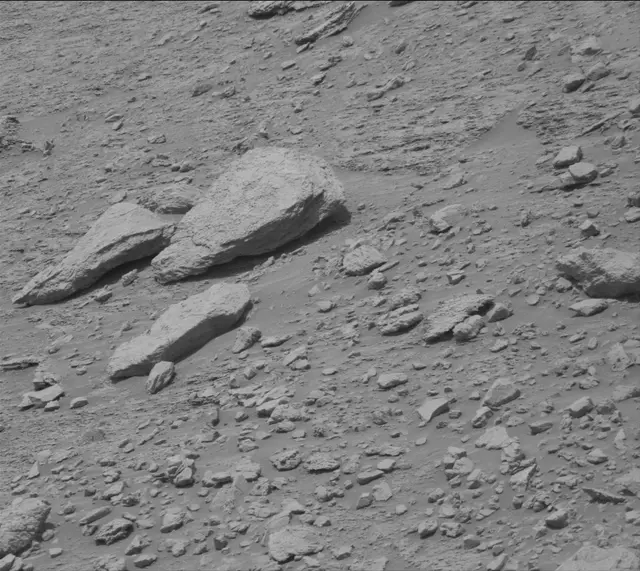Sol 3681: Mast Camera (Mastcam)