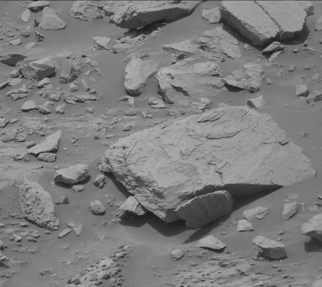 Sol 3681: Mast Camera (Mastcam)