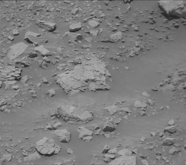 Sol 3681: Mast Camera (Mastcam)