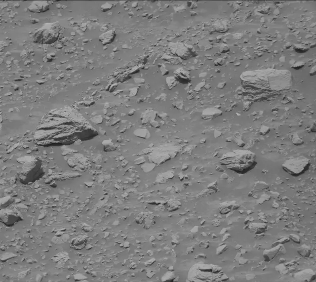 Sol 3681: Mast Camera (Mastcam)