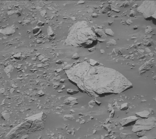 Sol 3681: Mast Camera (Mastcam)