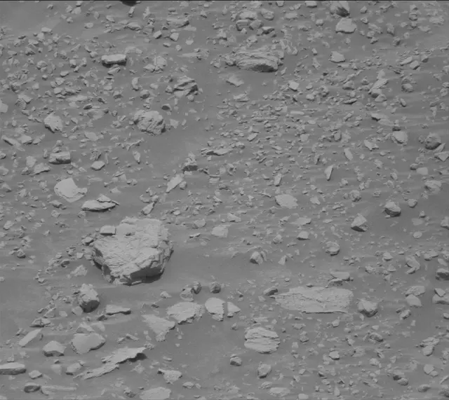 Sol 3681: Mast Camera (Mastcam)