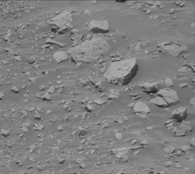 Sol 3681: Mast Camera (Mastcam)
