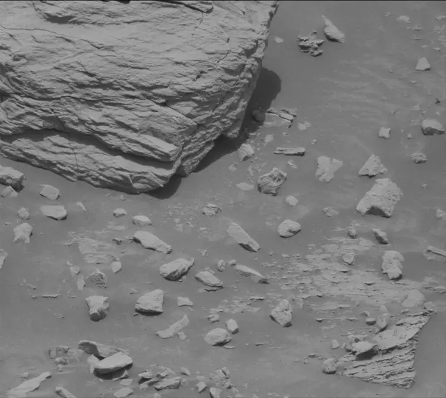 Sol 3681: Mast Camera (Mastcam)