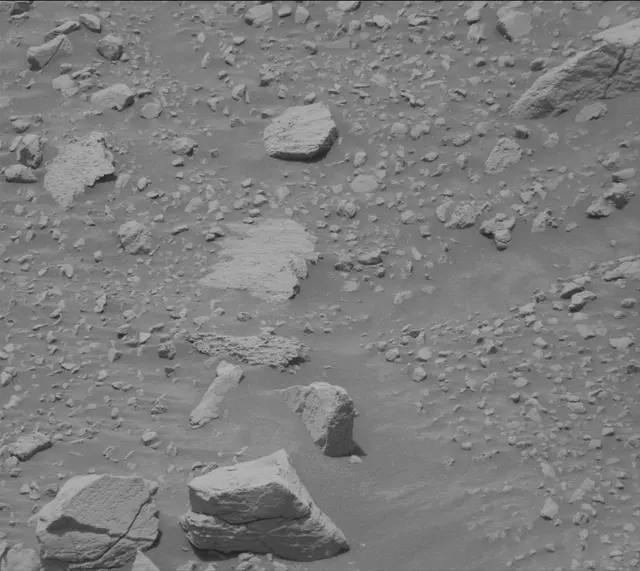 Sol 3681: Mast Camera (Mastcam)